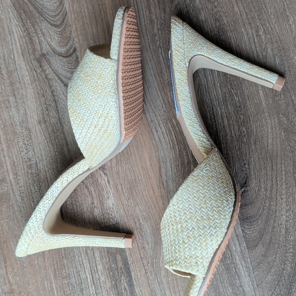 NWOT Steve Madden Heels - Picture 6 of 8